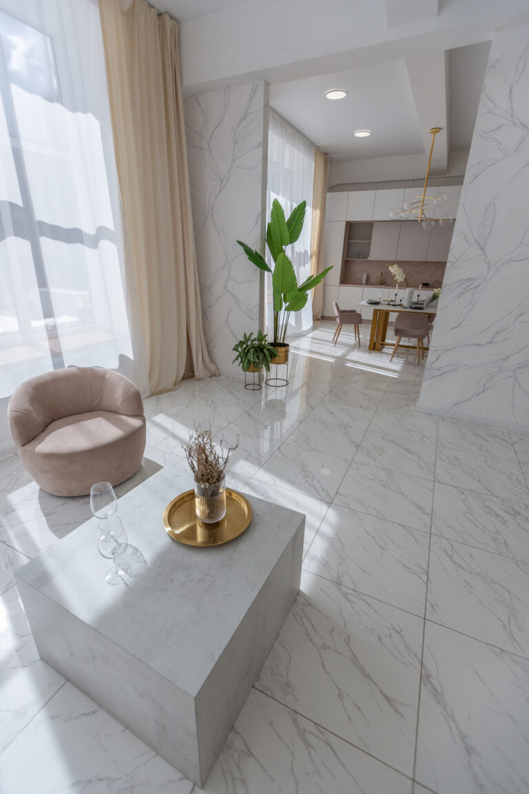 Transforma tu hogar: Guía para elegir cerámicas de interior